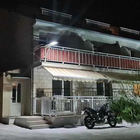 Luxury Apartments Oasis Lumbarda Extérieur photo