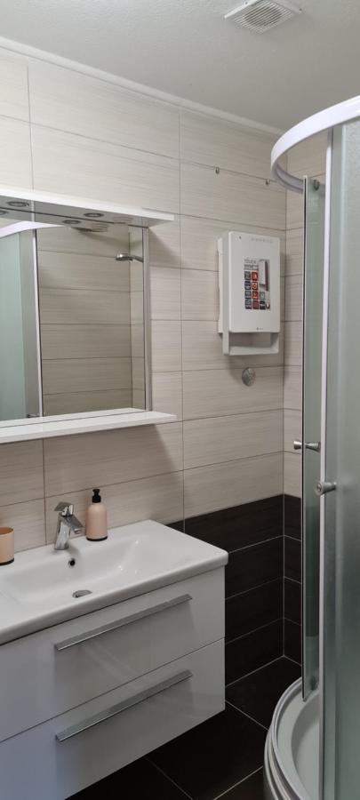 Luxury Apartments Oasis Lumbarda Extérieur photo