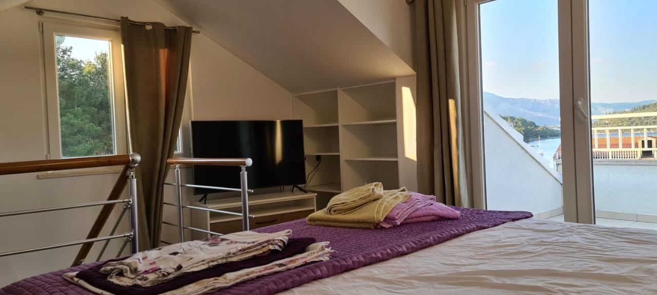 Luxury Apartments Oasis Lumbarda Extérieur photo