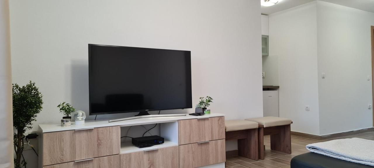 Luxury Apartments Oasis Lumbarda Extérieur photo